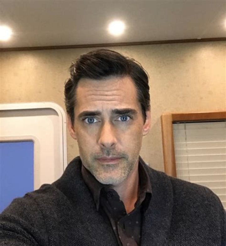 Adam Kaufman Bio (Wiki) - MoxDash