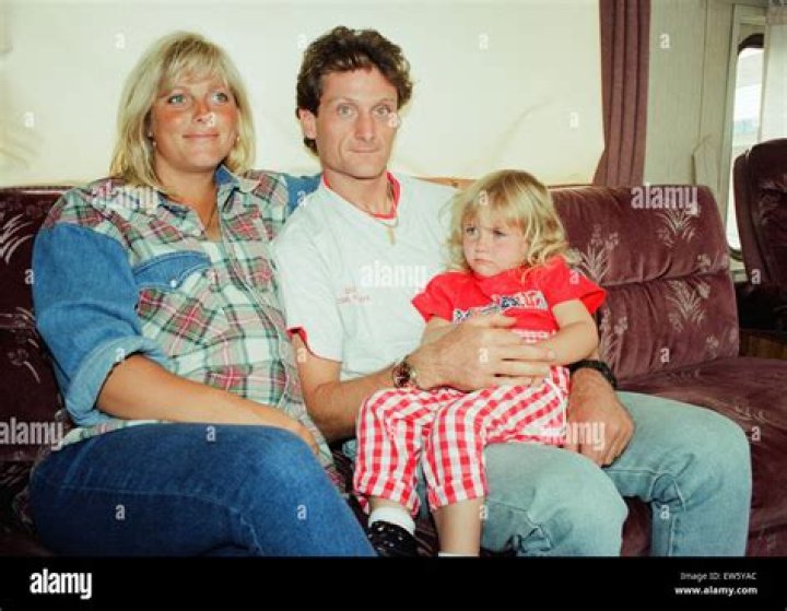 Carl Fogarty Has Two Daughter With His Wife