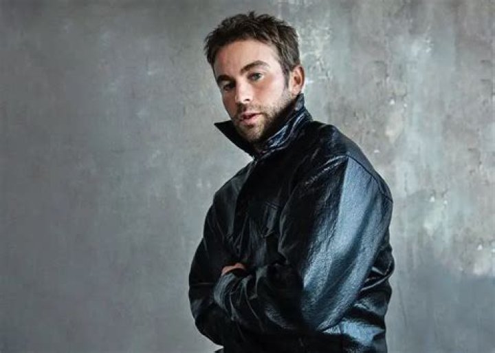 Chace Crawford Was Never Gay Who Is His Girlfriend?