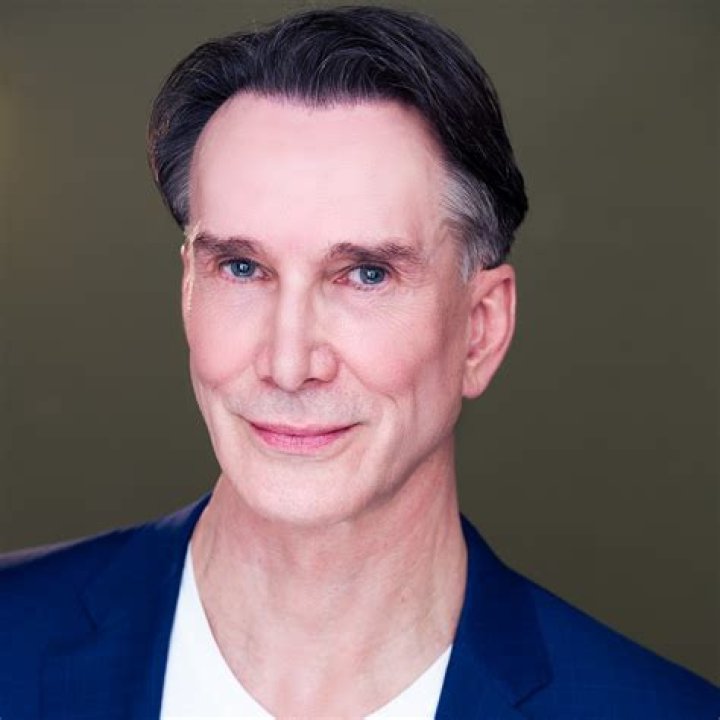 Eric Johnson - Bio, Age, net worth, Wiki, Facts and Family ·