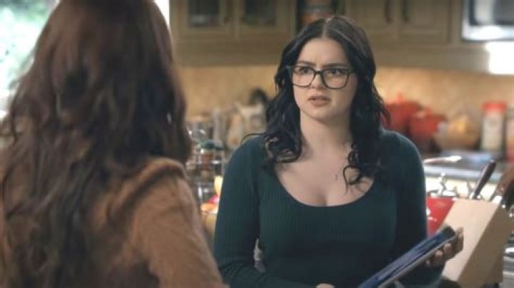 How Does Her Family Life Look Like?