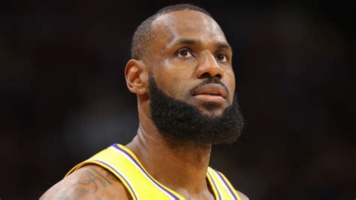 How Rich Is The Sportscasting Star?