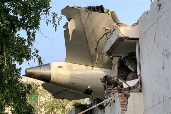 Joe Lara's Daughter's Tragic Fate And Aviation Safety