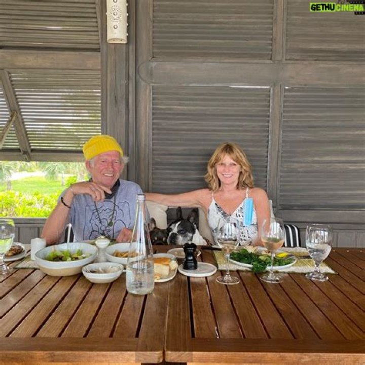 Patti Hansen - Bio, Age, Wiki, Facts and Family ·