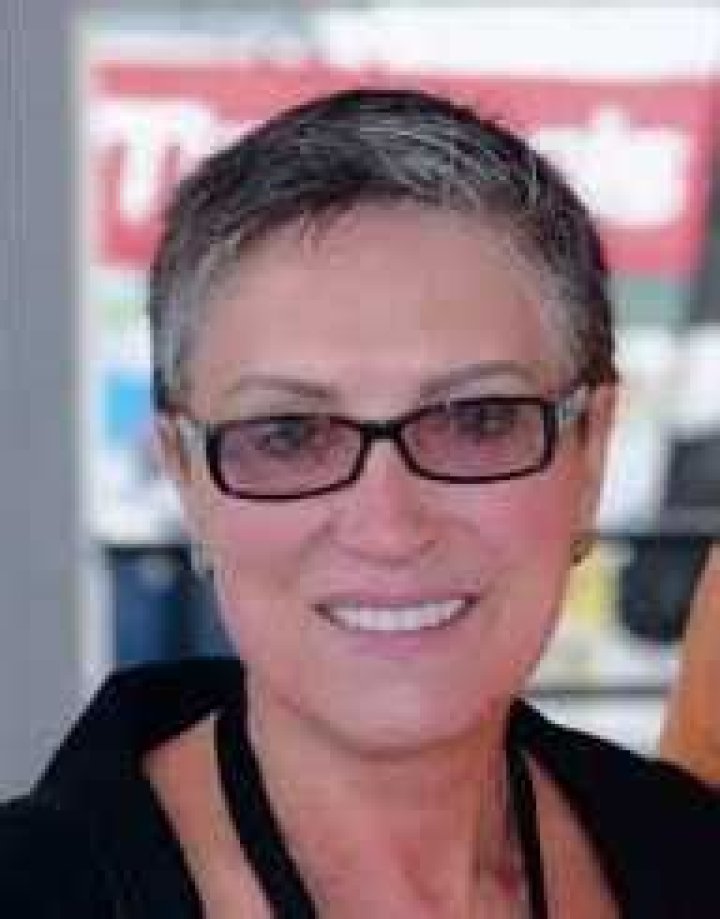 Shirley Muldowney - Bio, Age, Wiki, Facts and Family ·