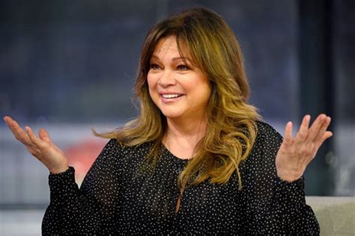 Valerie Bertinellis net worth, biography, fact, career, awards and life story
