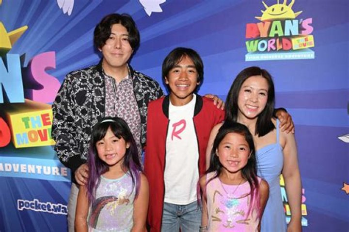 Who Are Ryan Romulus Parents? Details On Ryans Parents Ethnicity And Nationality