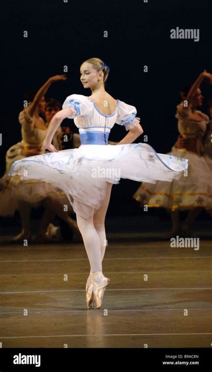 ZinBlog | Who Is Yana Serebryakova
